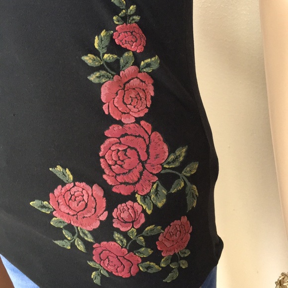 No Boundaries Top Sz S 3-5 ❤️💚🖤 - Picture 6 of 10